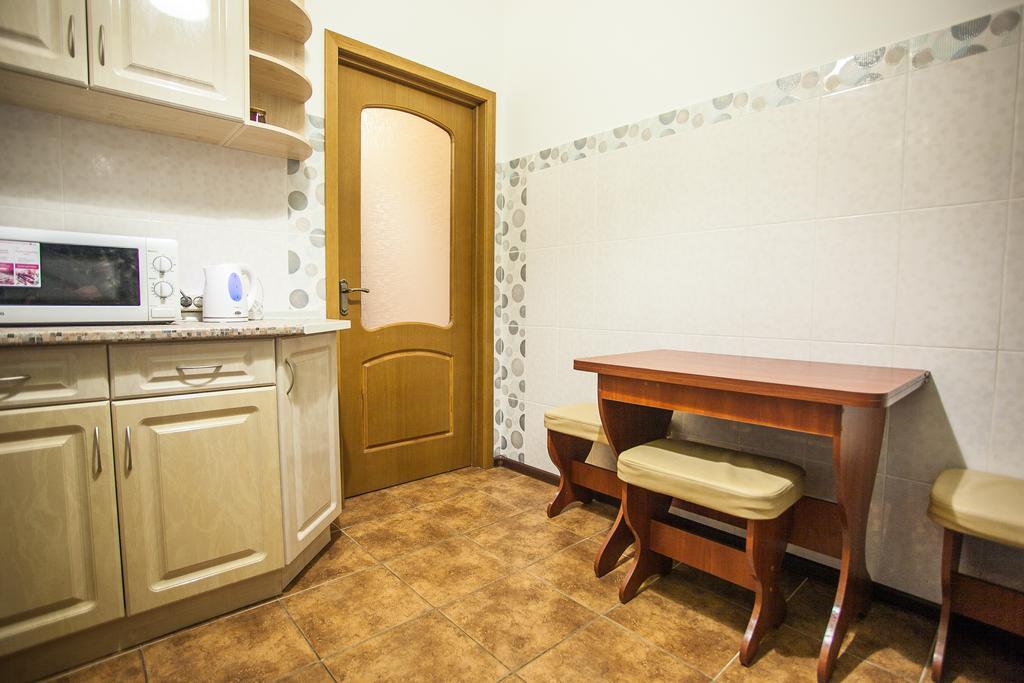 Apartment On Khreshchatyk 21 Kiev Exterior foto